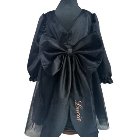 Abito in velluto con zucca ricamata