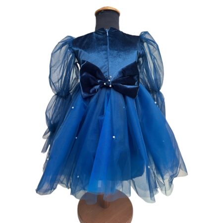 Abito in tulle con gonna perline