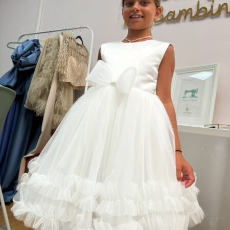 Abito in tulle con fiocco avanti