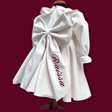 Abito in velluto bianco seta