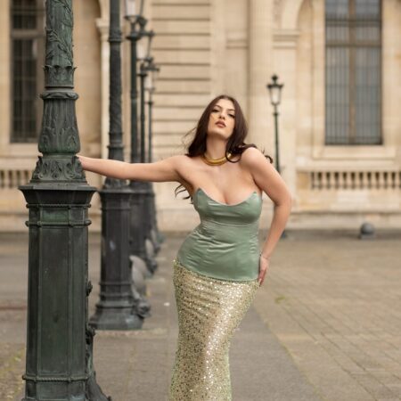 Abito bustino lungo con gonna in perline