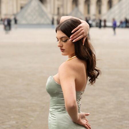 Abito bustino lungo con gonna in perline