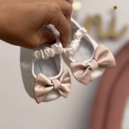 Ballerine in seta con fiocco rosa