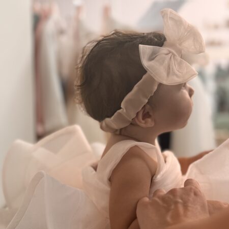 Abito in organza e tulle in rosa nude