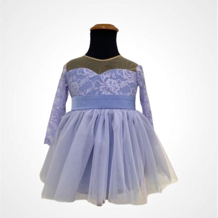 Abito in pizzo con gonna in tulle mano seta e fiocco personalizzato