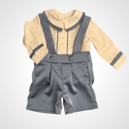 Completo bimbo in seta celeste polvere con bretelle e camicia personalizzata