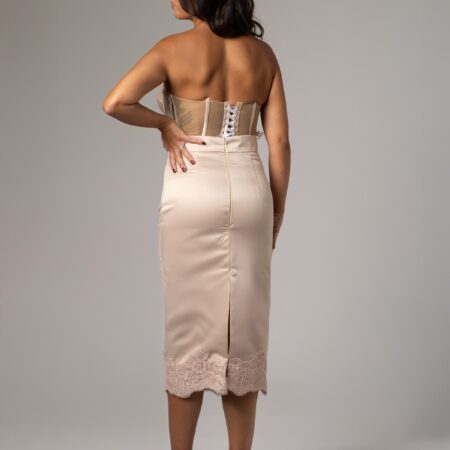 Abito donna composto da bustino in tulle e pizzo e gonna in seta