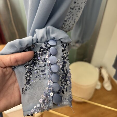 Blusa donna in perline sfumate polvere