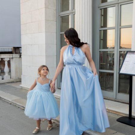 Abito bimba in tulle pois celeste chiaro