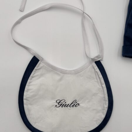 Bavetta in cotone con contorno blu in velluto