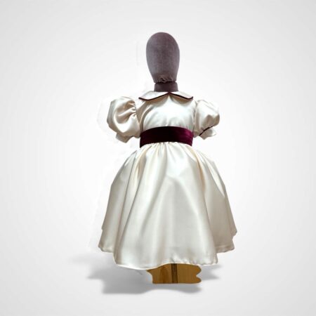 Abito in seta champagne con dettagli in velvet bordeaux